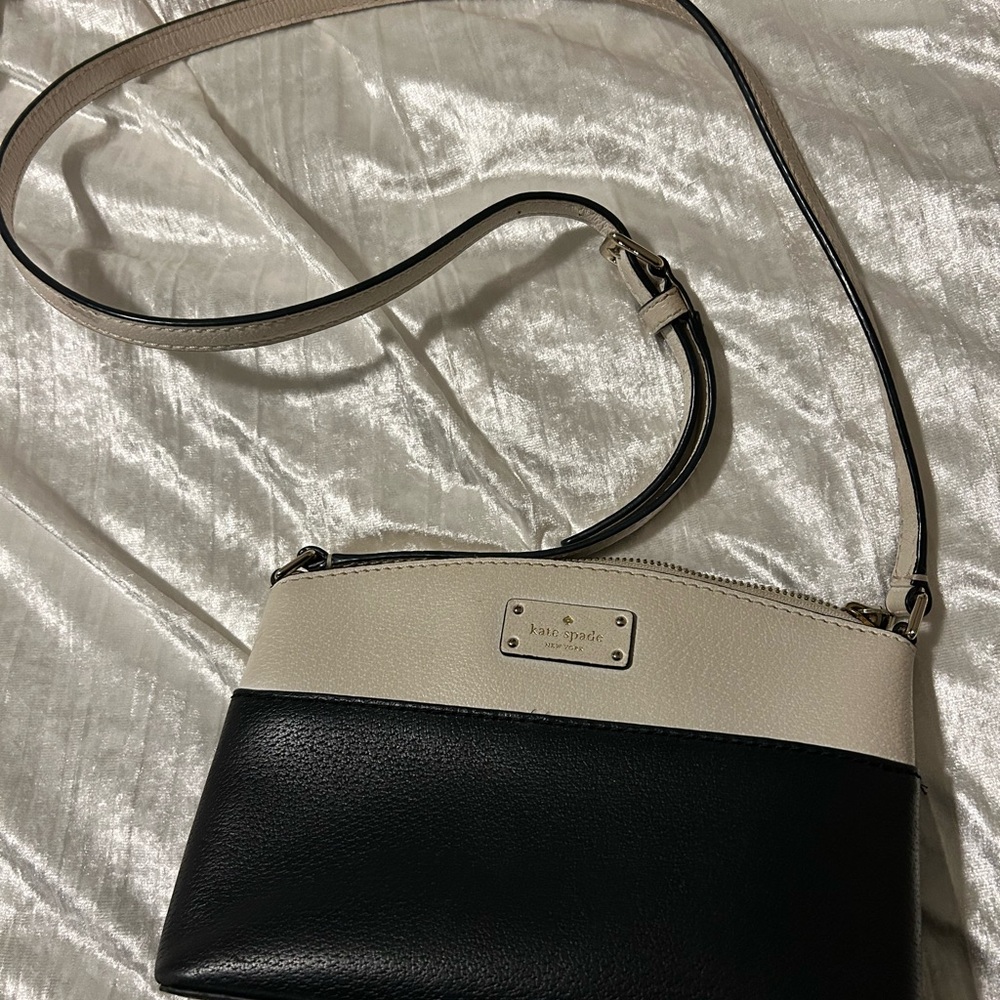Kate Spade Two-Tone Black and Cream Crossbody Bag